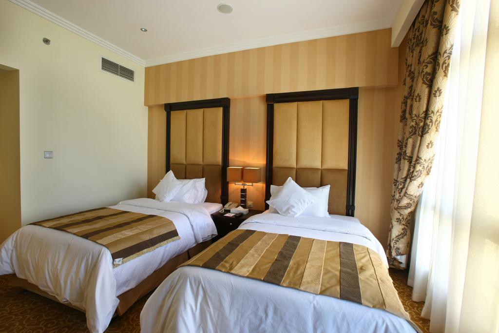 London Suites Hotel Дубай Экстерьер фото